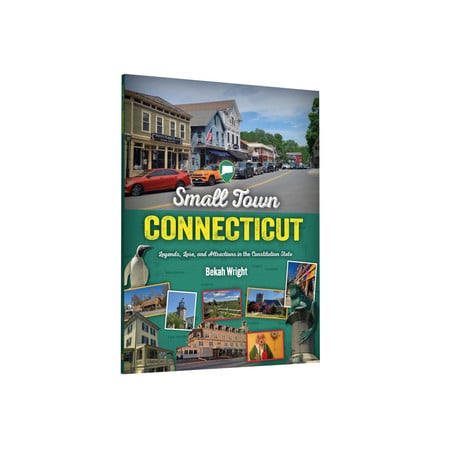 Cover of Small Town Connecticut