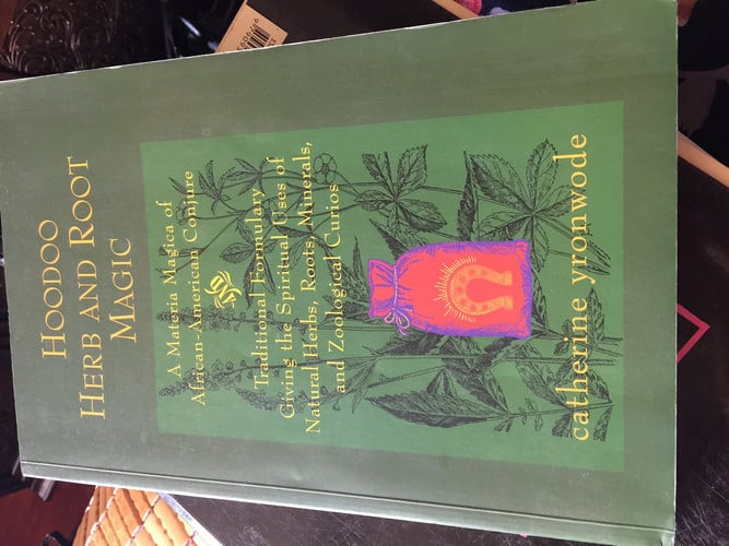 Cover of Hoodoo Herb and Root Magic